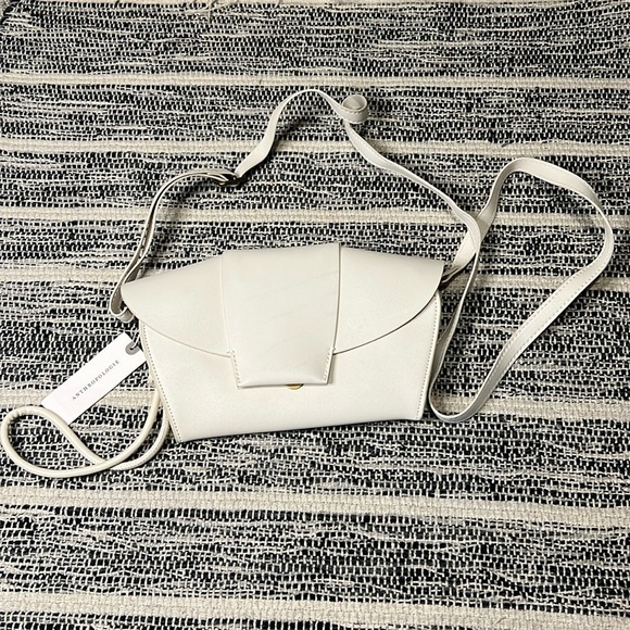 Anthropologie Handbags - Anthropologie White Leather Crossbody Clutch